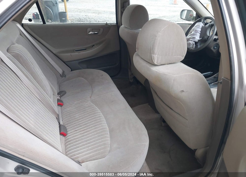 1998 HONDA ACCORD LX VIN: 1HGCG5645WA139027