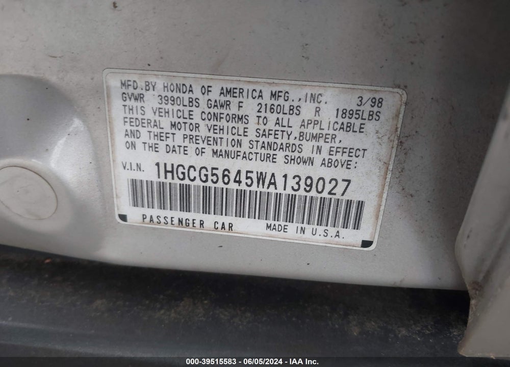 1998 HONDA ACCORD LX VIN: 1HGCG5645WA139027