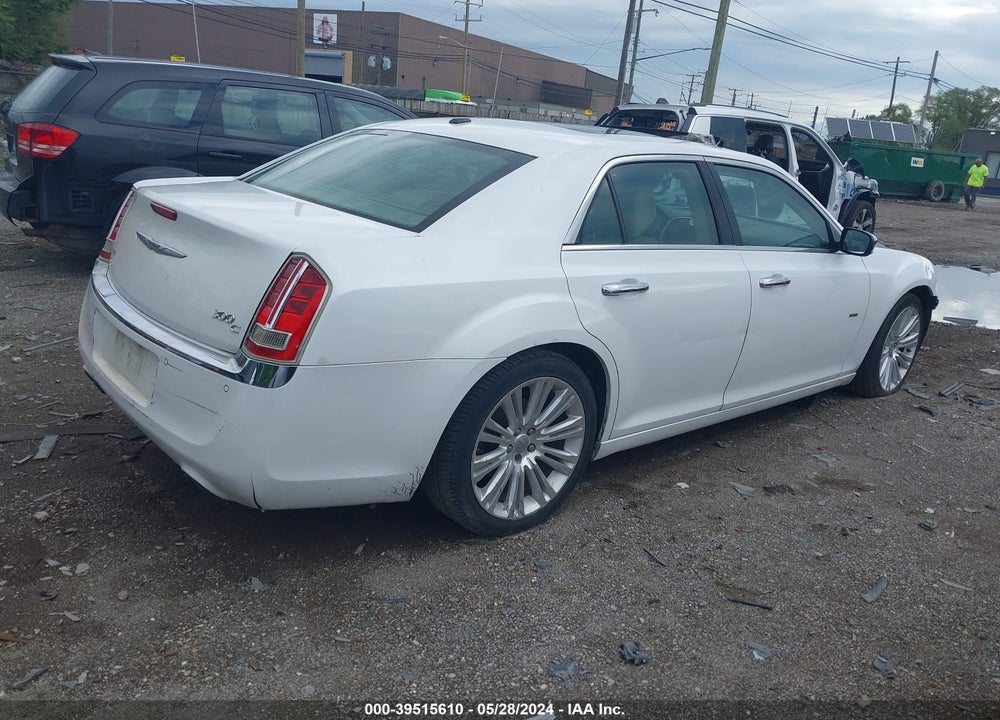 2012 CHRYSLER 300C VIN: 2C3CCAET0CH225679