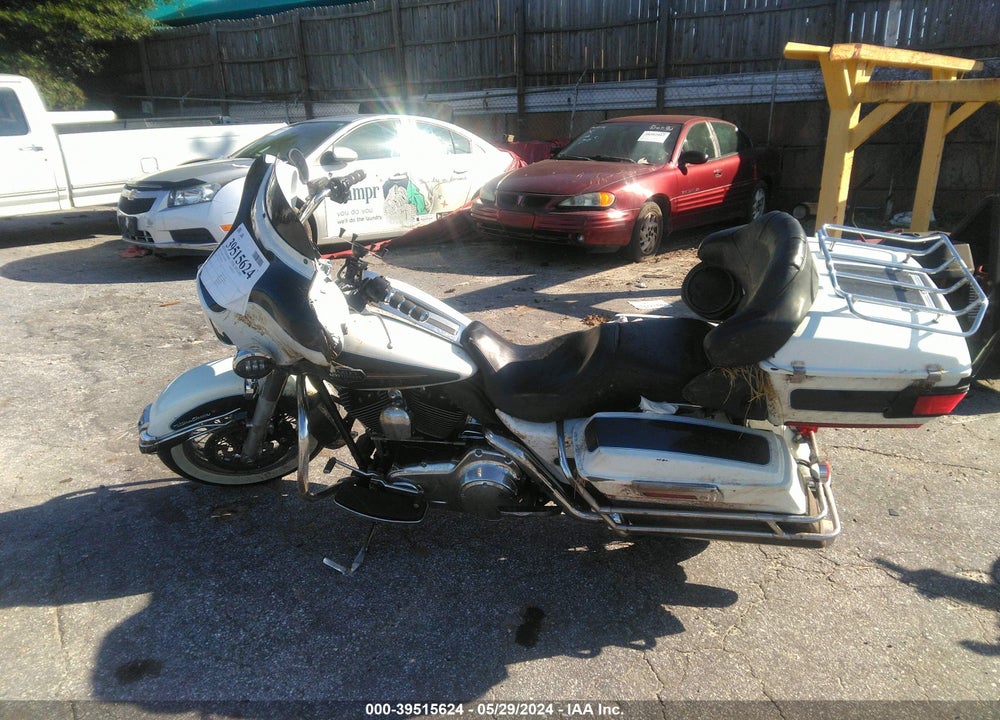 2008 HARLEY-DAVIDSON FLHTCUI VIN: 1HD1FC4118Y646537
