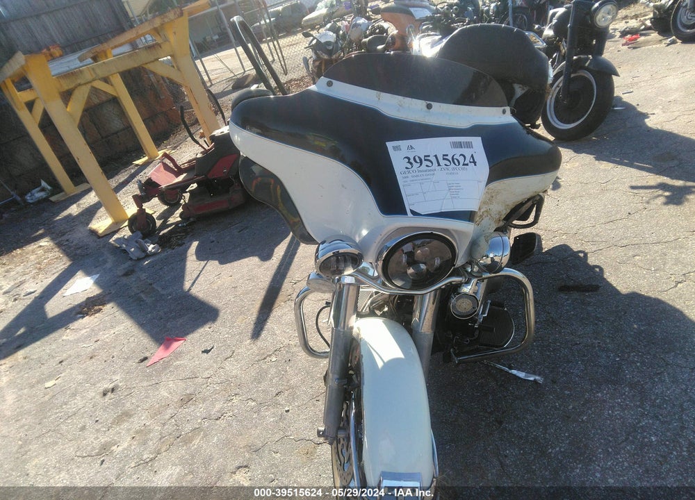 2008 HARLEY-DAVIDSON FLHTCUI VIN: 1HD1FC4118Y646537