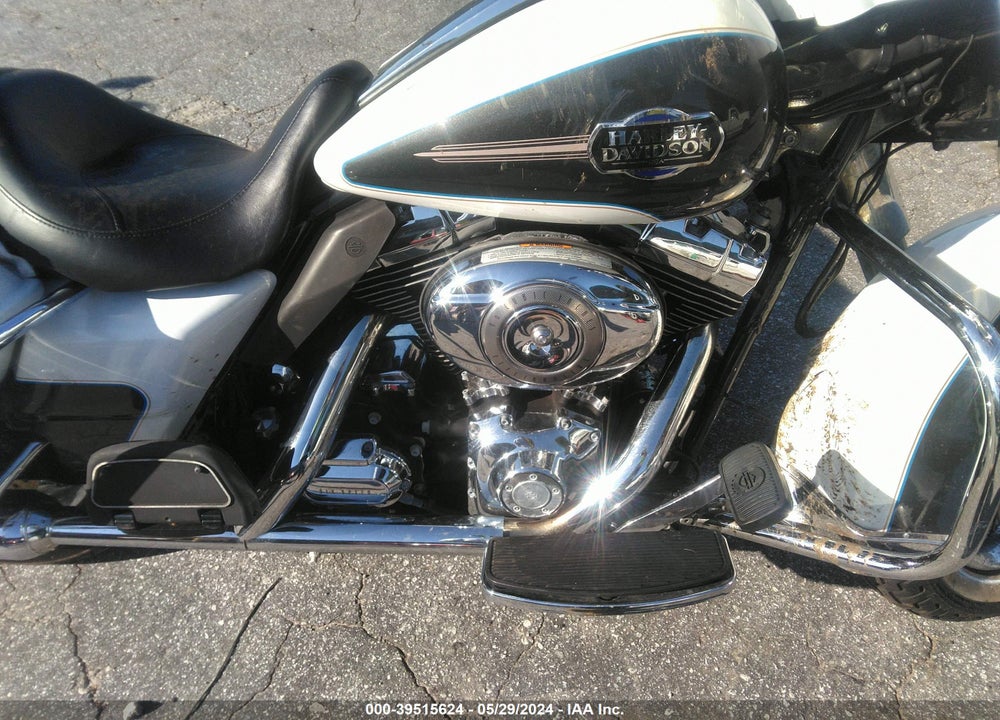 2008 HARLEY-DAVIDSON FLHTCUI VIN: 1HD1FC4118Y646537