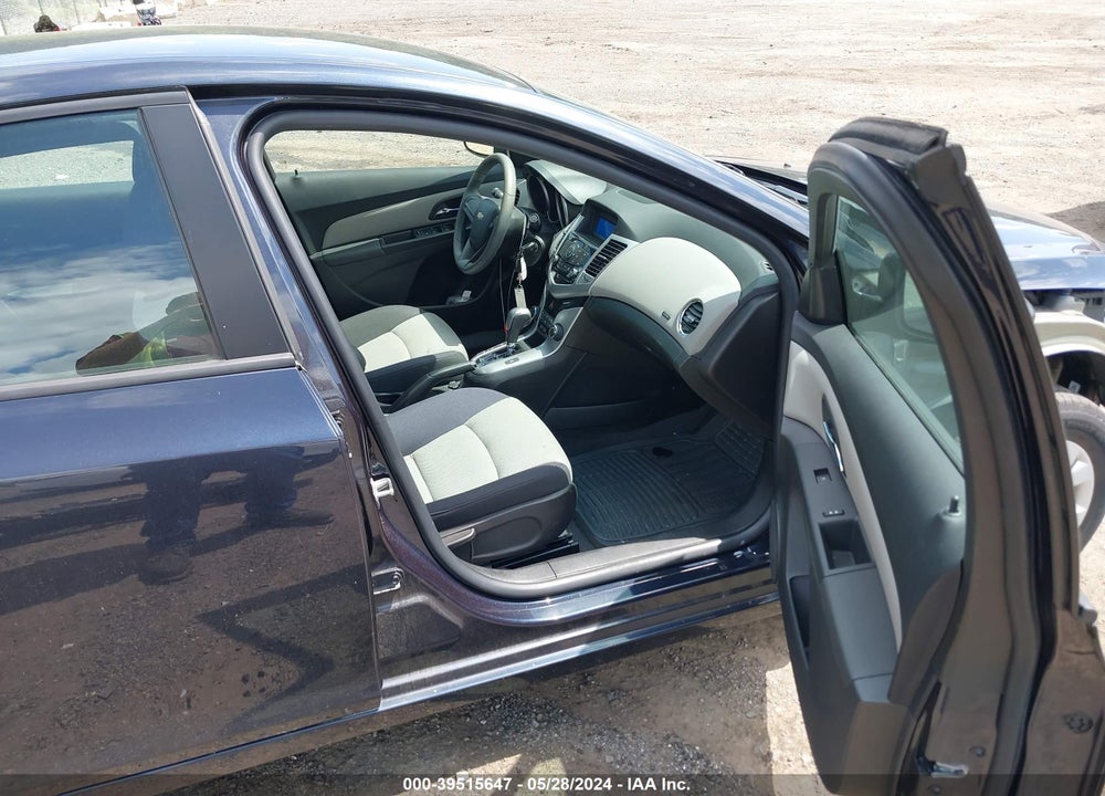 2015 CHEVROLET CRUZE LS AUTO VIN: 1G1PA5SGXF7147602