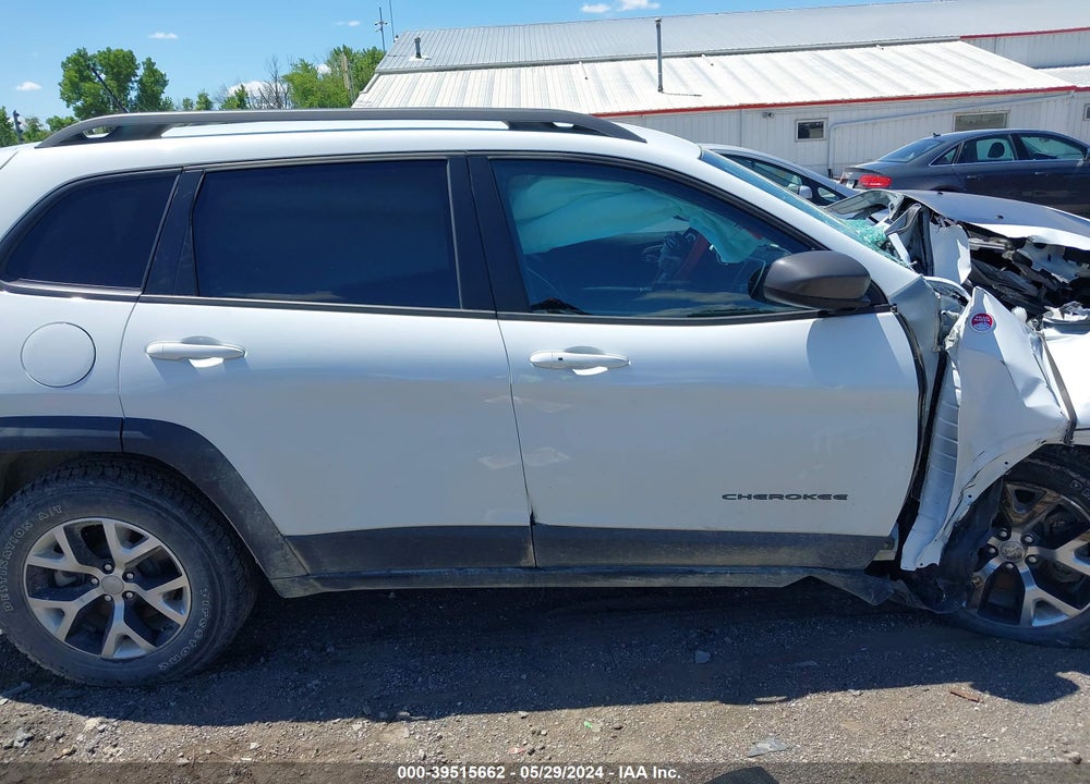 2015 JEEP CHEROKEE VIN: 1C4PJMBB9FW642398