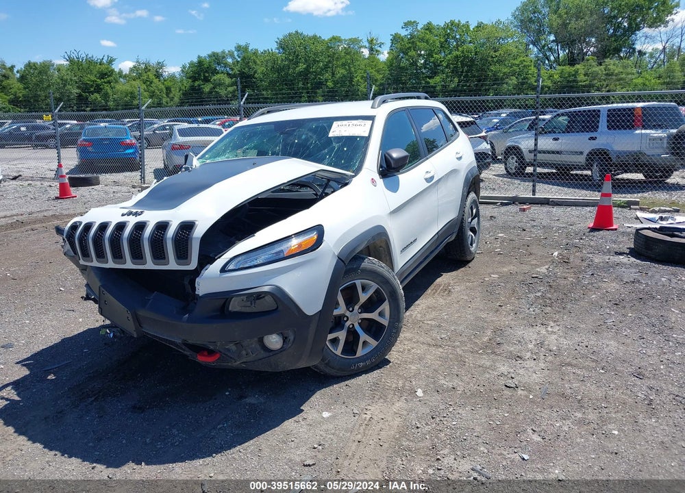 2015 JEEP CHEROKEE VIN: 1C4PJMBB9FW642398