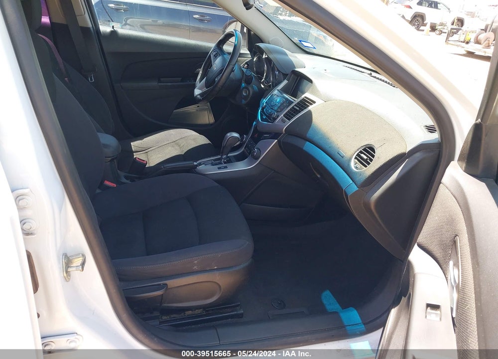 2014 CHEVROLET CRUZE 1LT AUTO VIN: 1G1PC5SB0E7285288