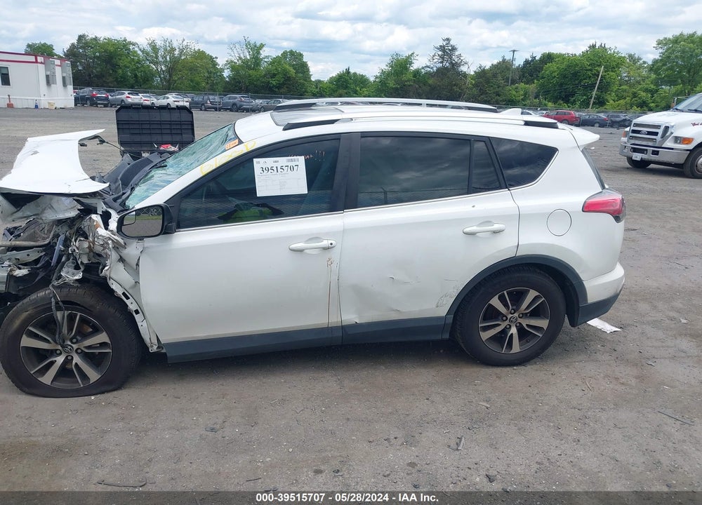 2016 TOYOTA RAV4 XLE VIN: 2T3WFREV4GW235301