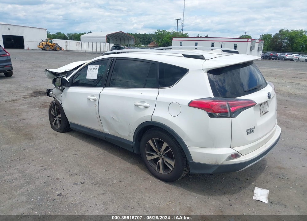 2016 TOYOTA RAV4 XLE VIN: 2T3WFREV4GW235301