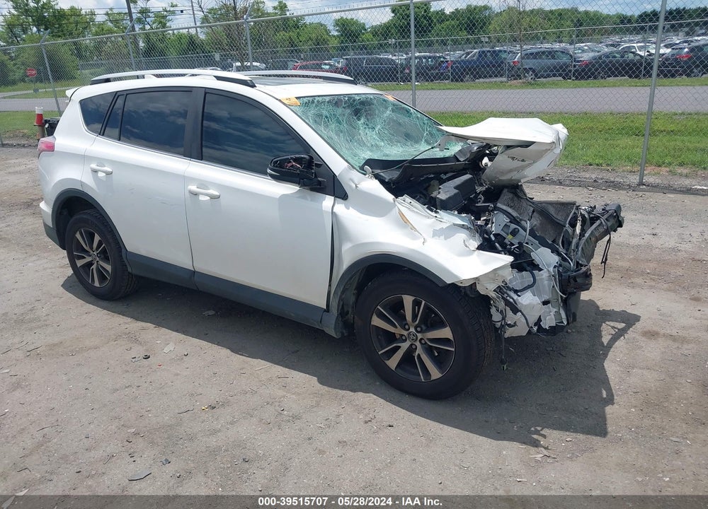 2016 TOYOTA RAV4 XLE VIN: 2T3WFREV4GW235301