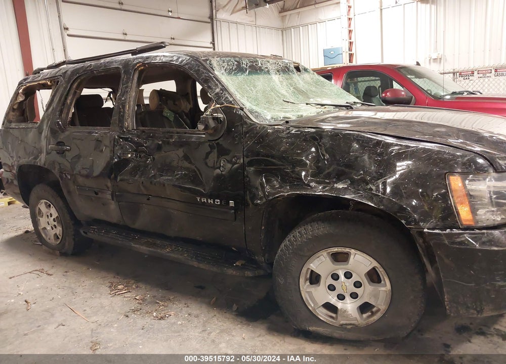 2007 CHEVROLET TAHOE LT VIN: 1GNFK13037R266440