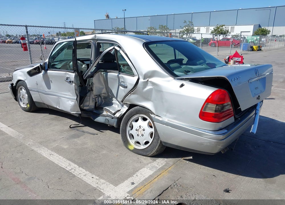 1997 MERCEDES-BENZ C 230 VIN: WDBHA23E6VA511537