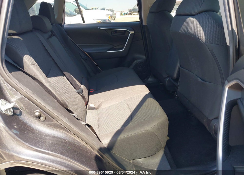 2021 TOYOTA RAV4 LE VIN: 2T3H1RFV3MC152039