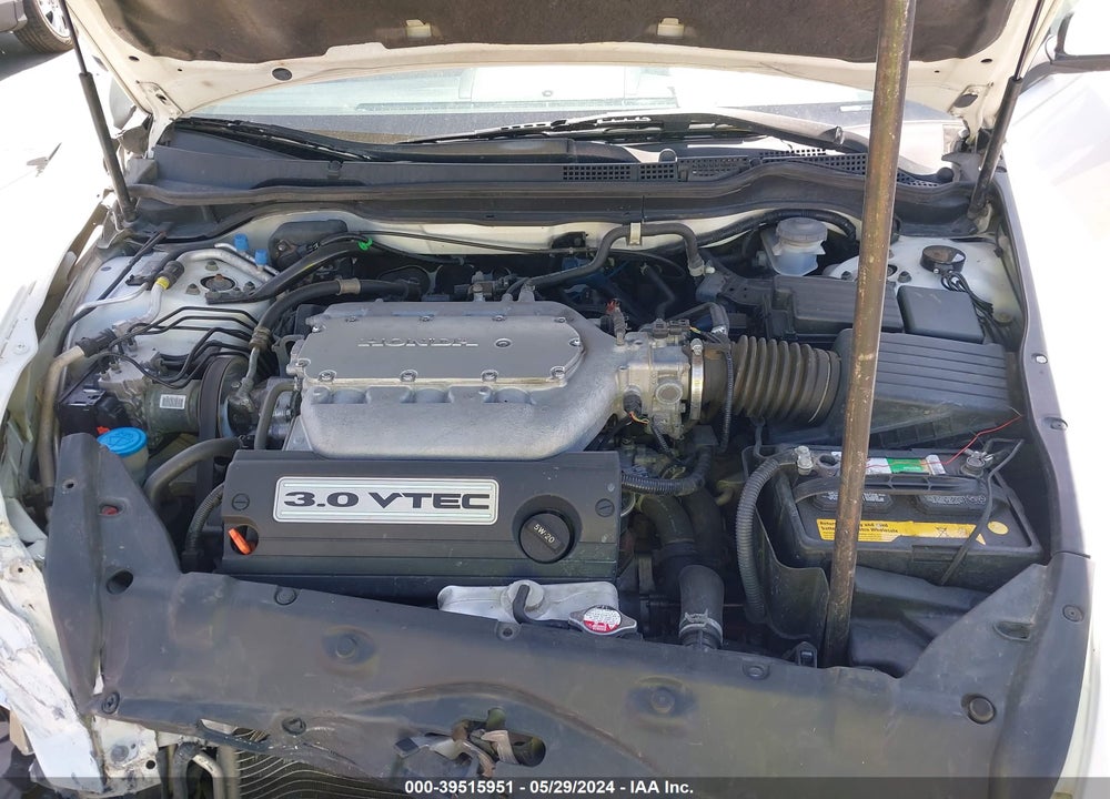 2005 HONDA ACCORD 3.0 EX VIN: 1HGCM82745A004551
