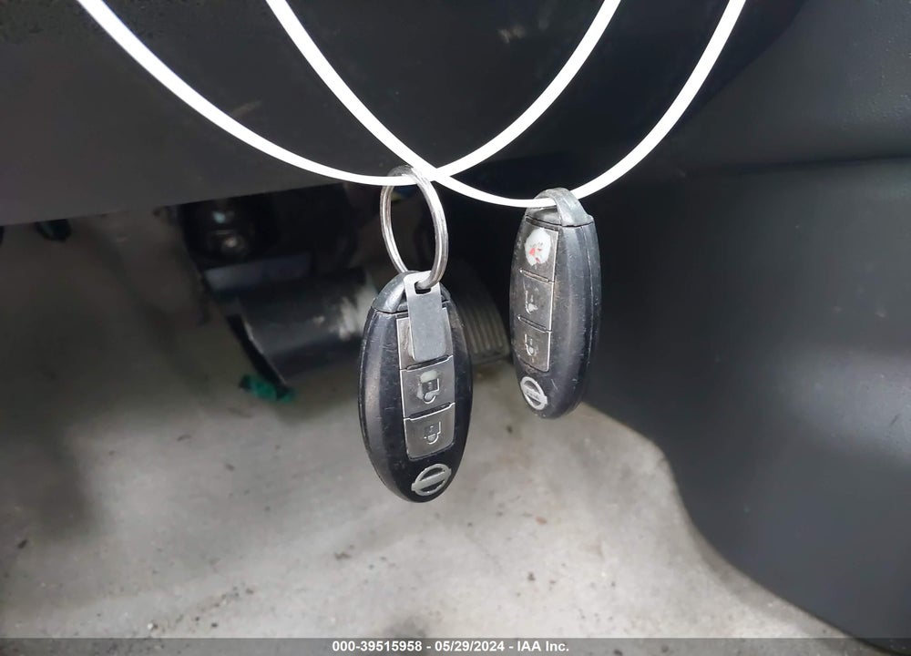 2013 NISSAN ROGUE SV VIN: JN8AS5MV7DW121357