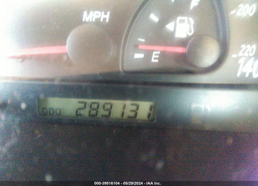 2003 TOYOTA CAMRY LE VIN: 4T1BE32K93U194210