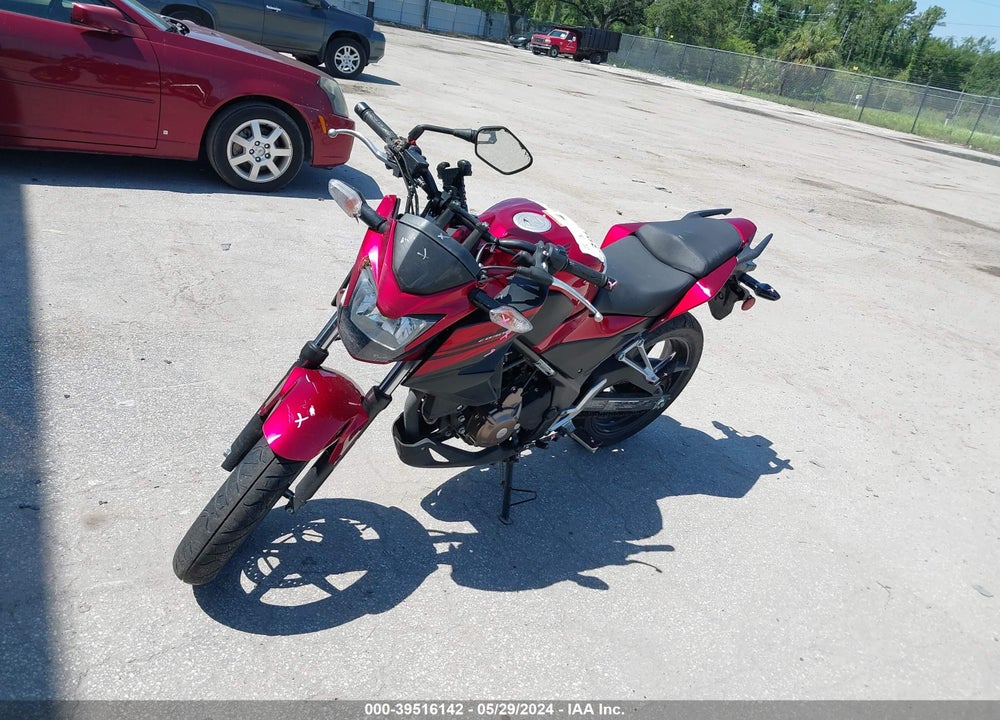 2018 HONDA CB300 F VIN: MLHNC5216J5400808