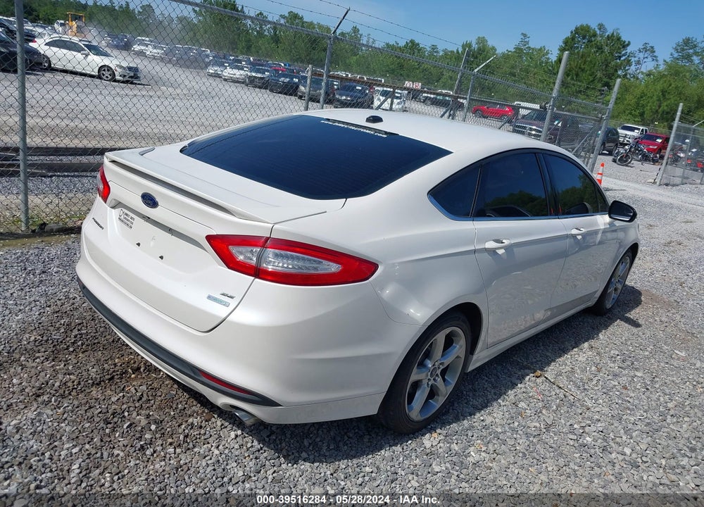2015 FORD FUSION SE VIN: 3FA6P0HD1FR233588