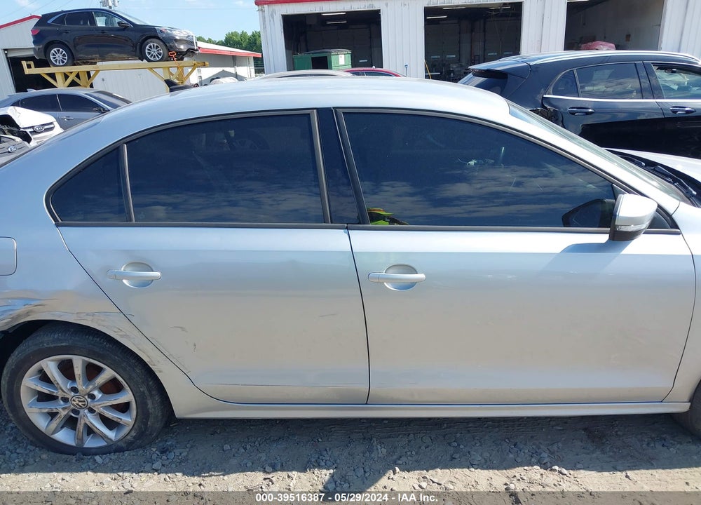 2012 VOLKSWAGEN JETTA 2.5L SE VIN: 3VWDP7AJ9CM325127
