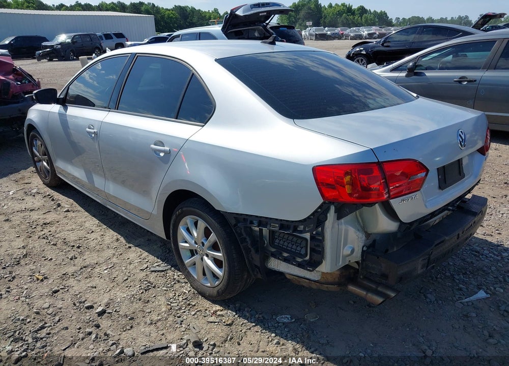 2012 VOLKSWAGEN JETTA 2.5L SE VIN: 3VWDP7AJ9CM325127