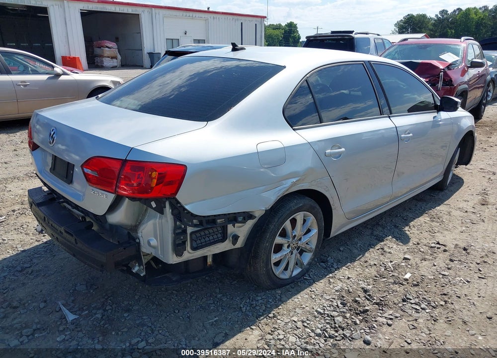 2012 VOLKSWAGEN JETTA 2.5L SE VIN: 3VWDP7AJ9CM325127