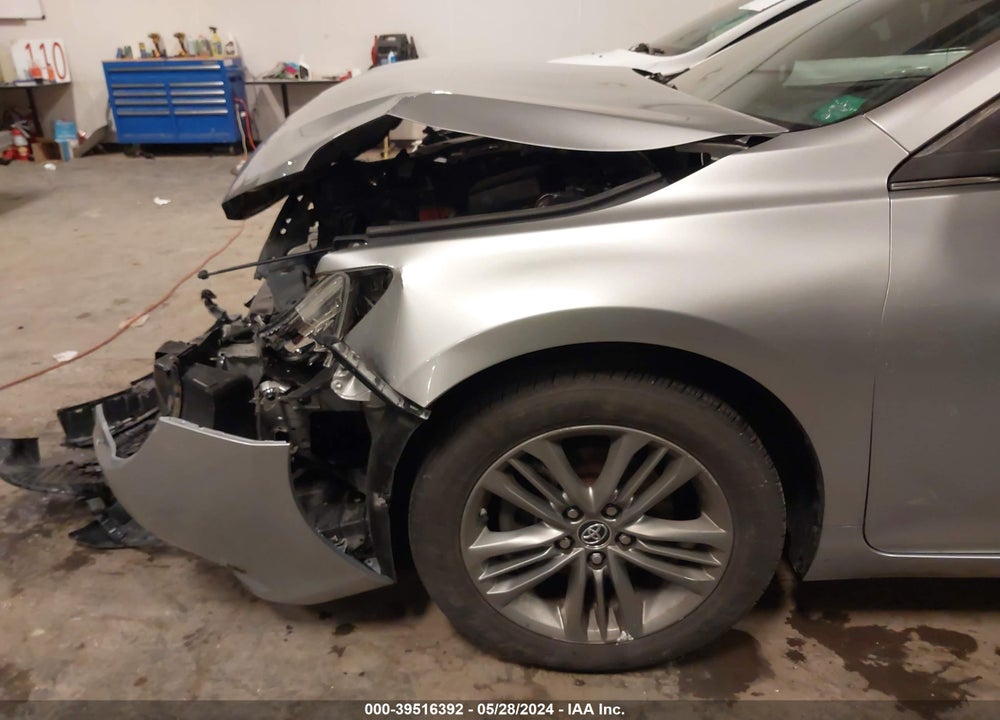 2016 TOYOTA CAMRY SE VIN: 4T1BF1FK2GU122766