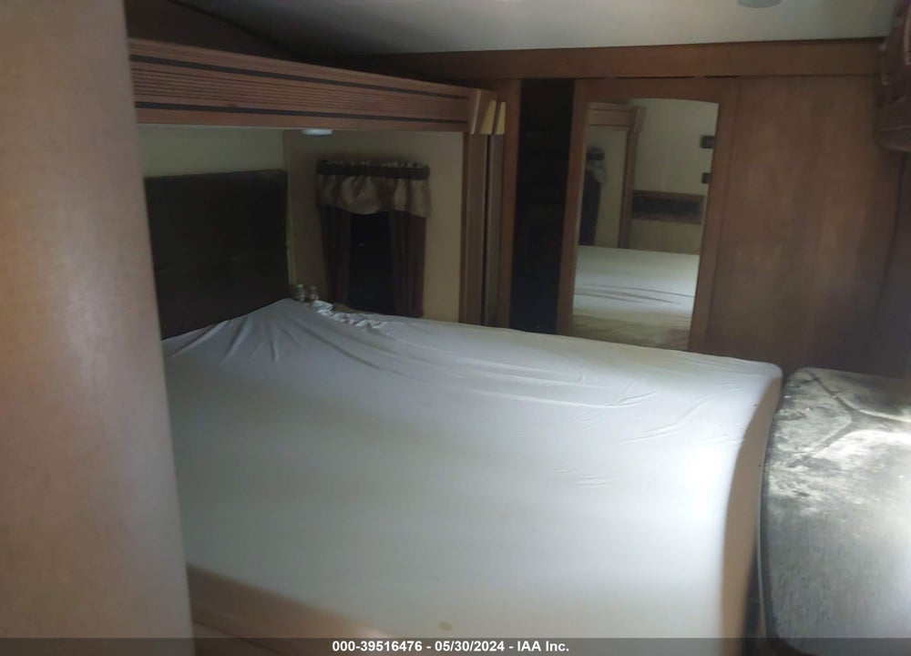 2016 GRAND DESIGN REFLECTION VIN: 573FR3625G3304386