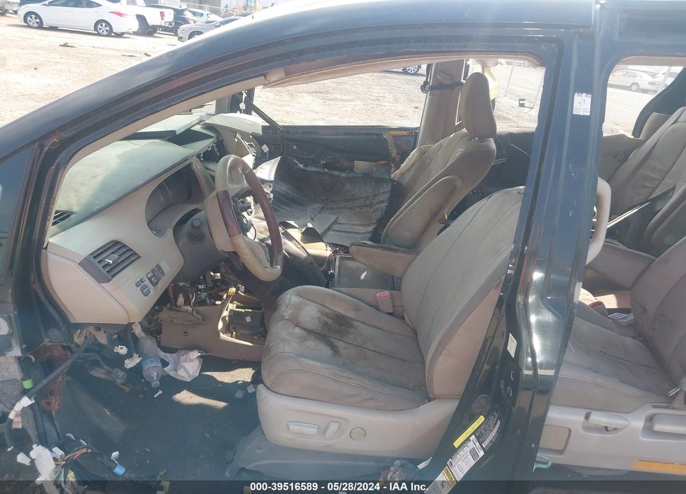 2011 TOYOTA SIENNA LIMITED V6 VIN: 5TDYK3DC9BS088842