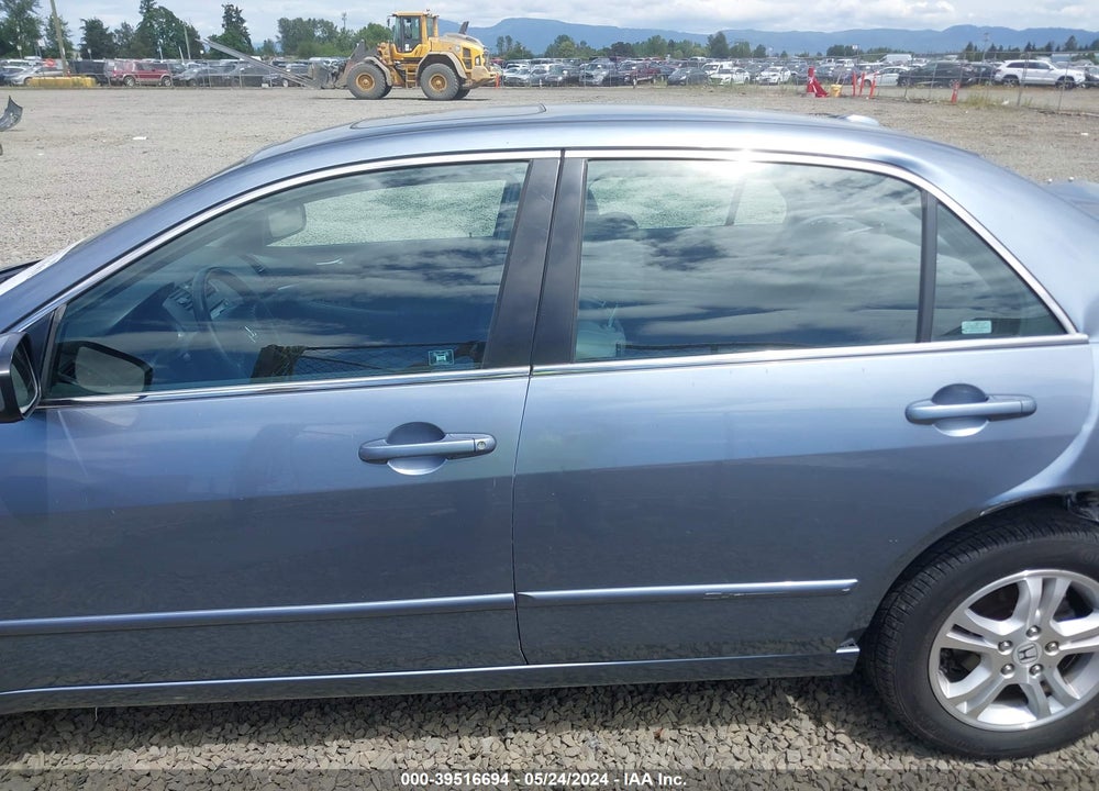 2007 HONDA ACCORD 2.4 EX VIN: 1HGCM568X7A087035
