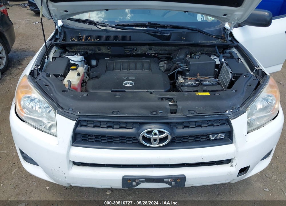 2011 TOYOTA RAV4 BASE V6 VIN: JTMBK4DV1BD018714