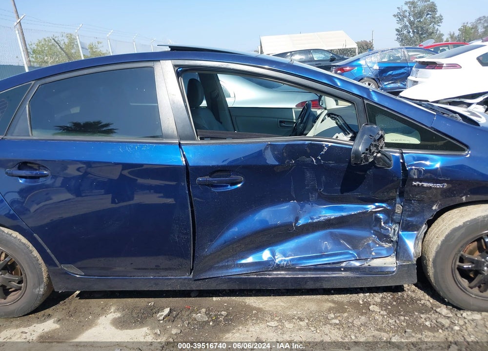 2012 TOYOTA PRIUS FOUR VIN: JTDKN3DU0C1584472