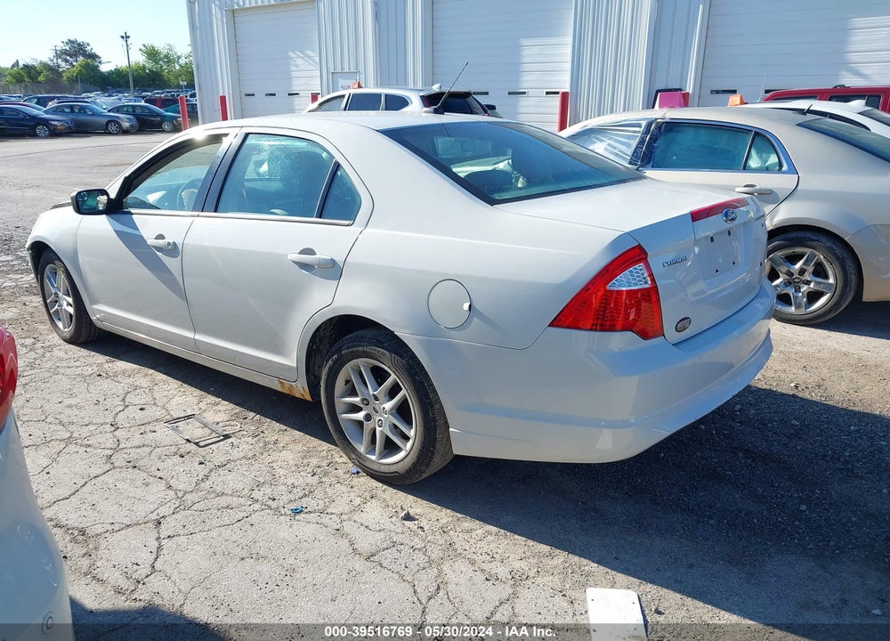 2011 FORD FUSION S VIN: 3FAHP0GA8BR241116