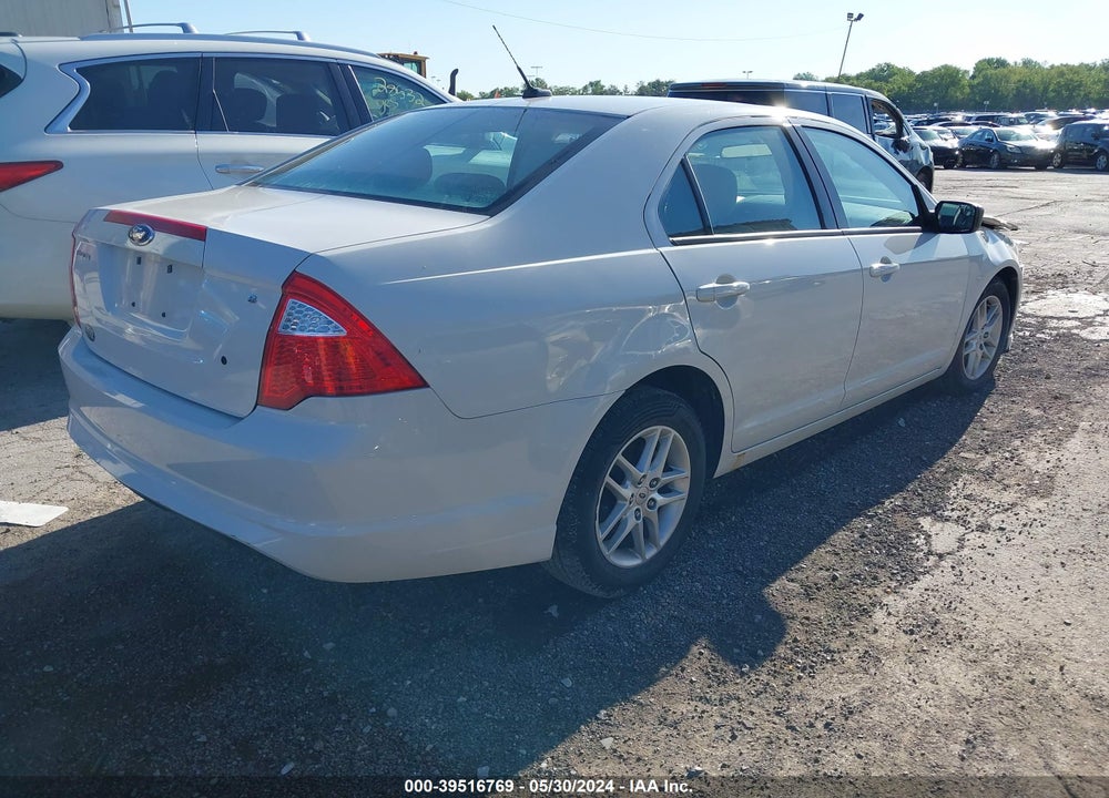 2011 FORD FUSION S VIN: 3FAHP0GA8BR241116