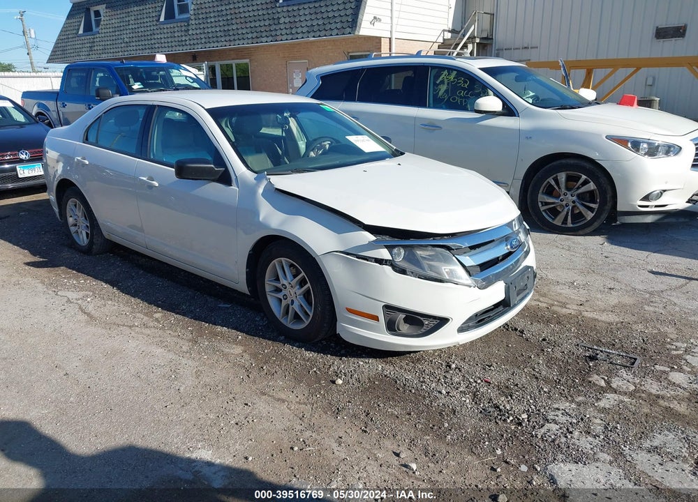 2011 FORD FUSION S VIN: 3FAHP0GA8BR241116
