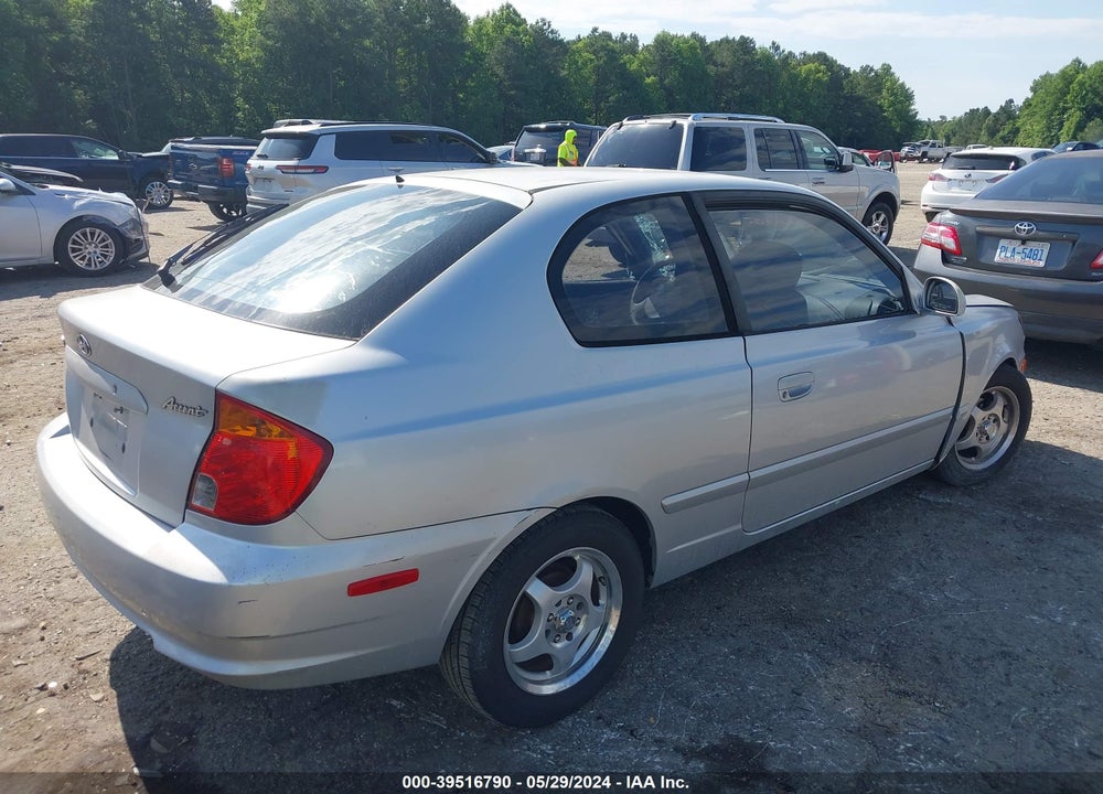 2005 HYUNDAI ACCENT GLS/GT VIN: KMHCG35C25U328075