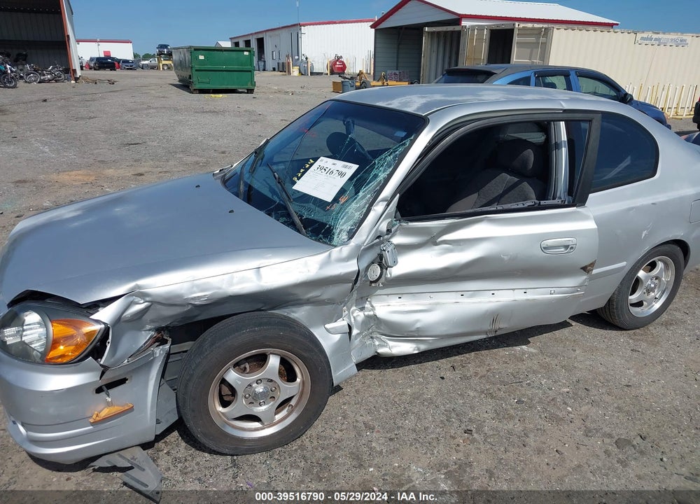 2005 HYUNDAI ACCENT GLS/GT VIN: KMHCG35C25U328075
