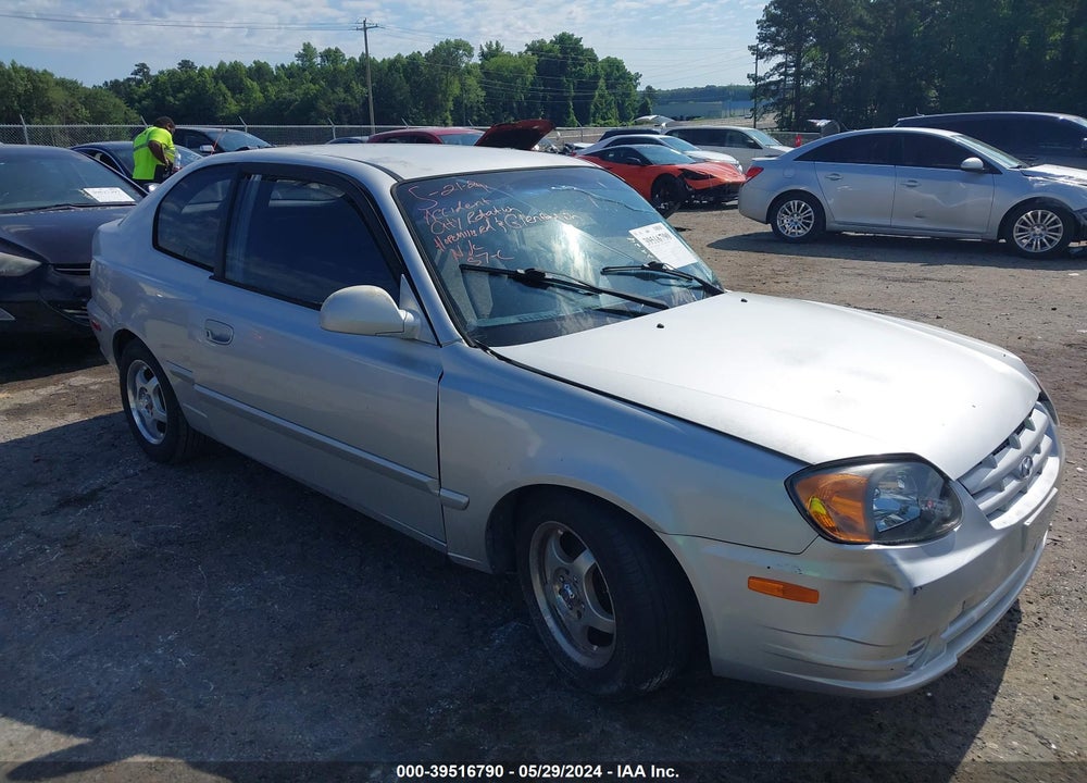 2005 HYUNDAI ACCENT GLS/GT VIN: KMHCG35C25U328075