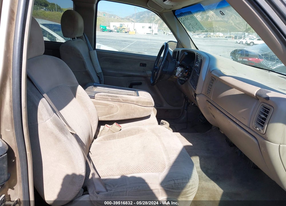 2001 CHEVROLET SILVERADO 1500 LS VIN: 2GCEC19TX11224592