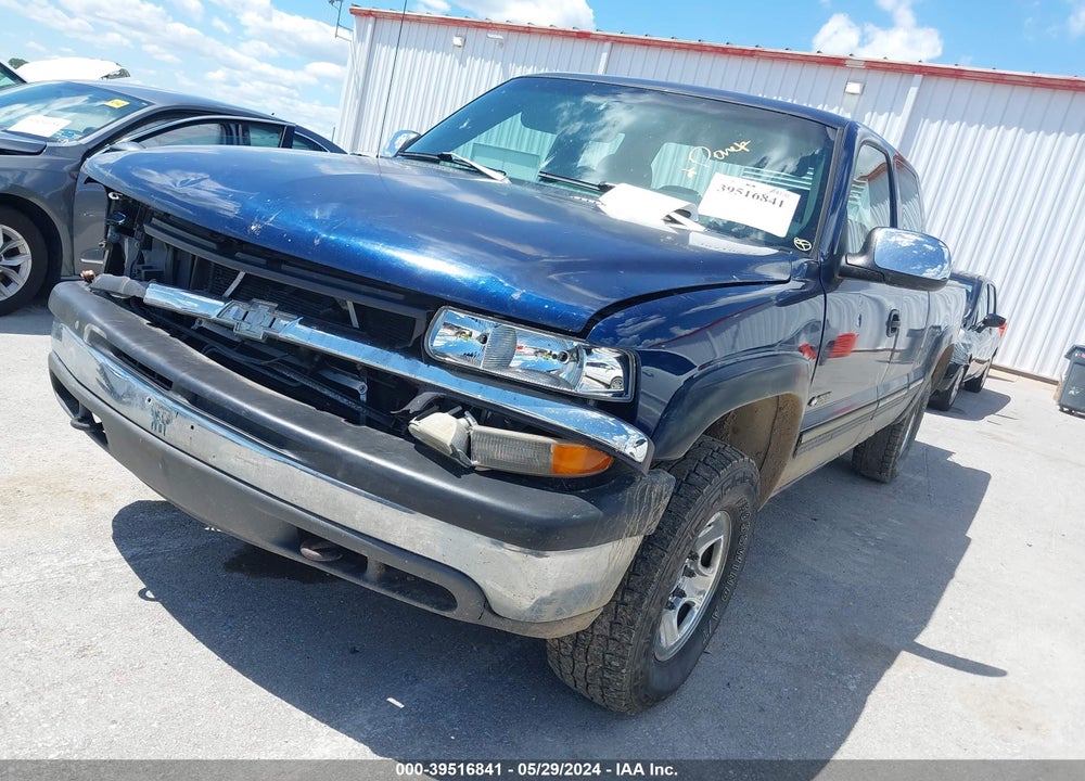 1999 CHEVROLET SILVERADO 2500 LS VIN: 1GCGK29U2XE135617