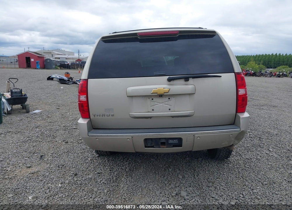 2013 CHEVROLET TAHOE LTZ VIN: 1GNSKCE01DR330395