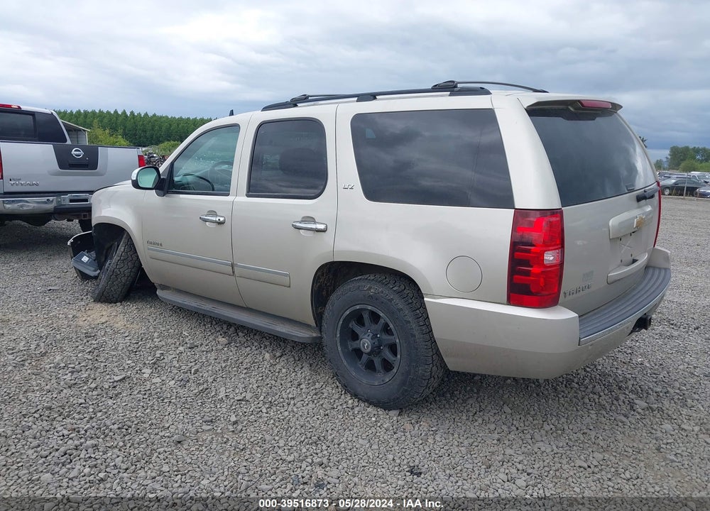 2013 CHEVROLET TAHOE LTZ VIN: 1GNSKCE01DR330395