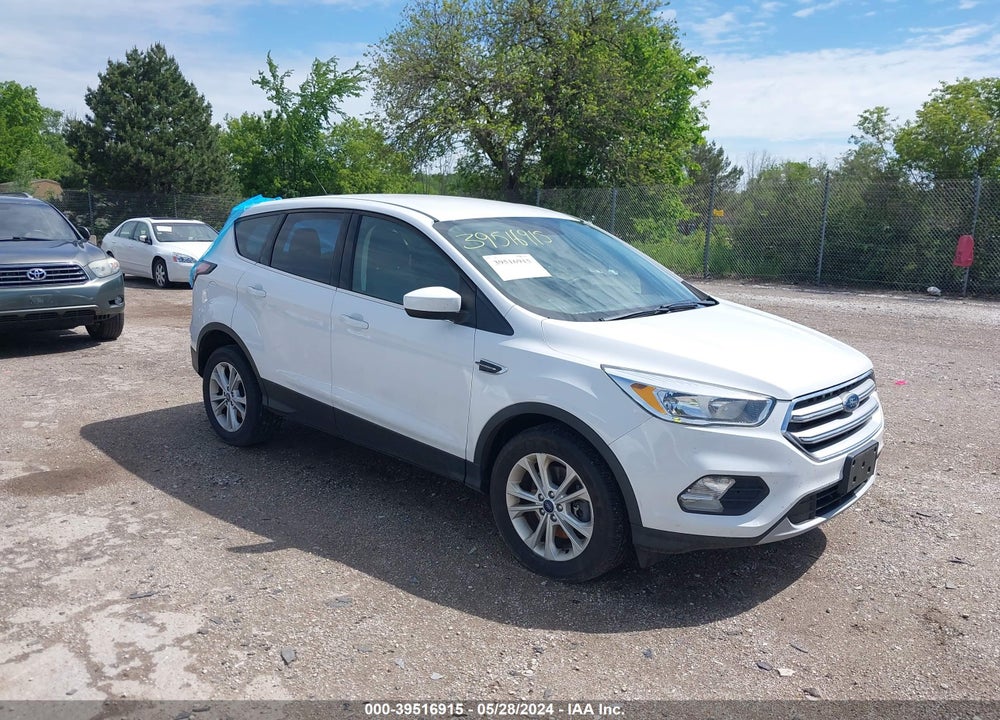 2017 FORD ESCAPE SE VIN: 1FMCU9GD5HUC16912