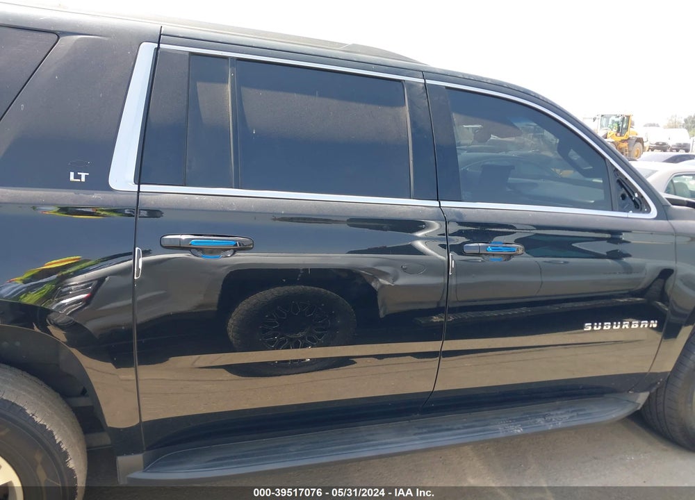 2017 CHEVROLET SUBURBAN LT VIN: 1GNSCHKC9HR179000