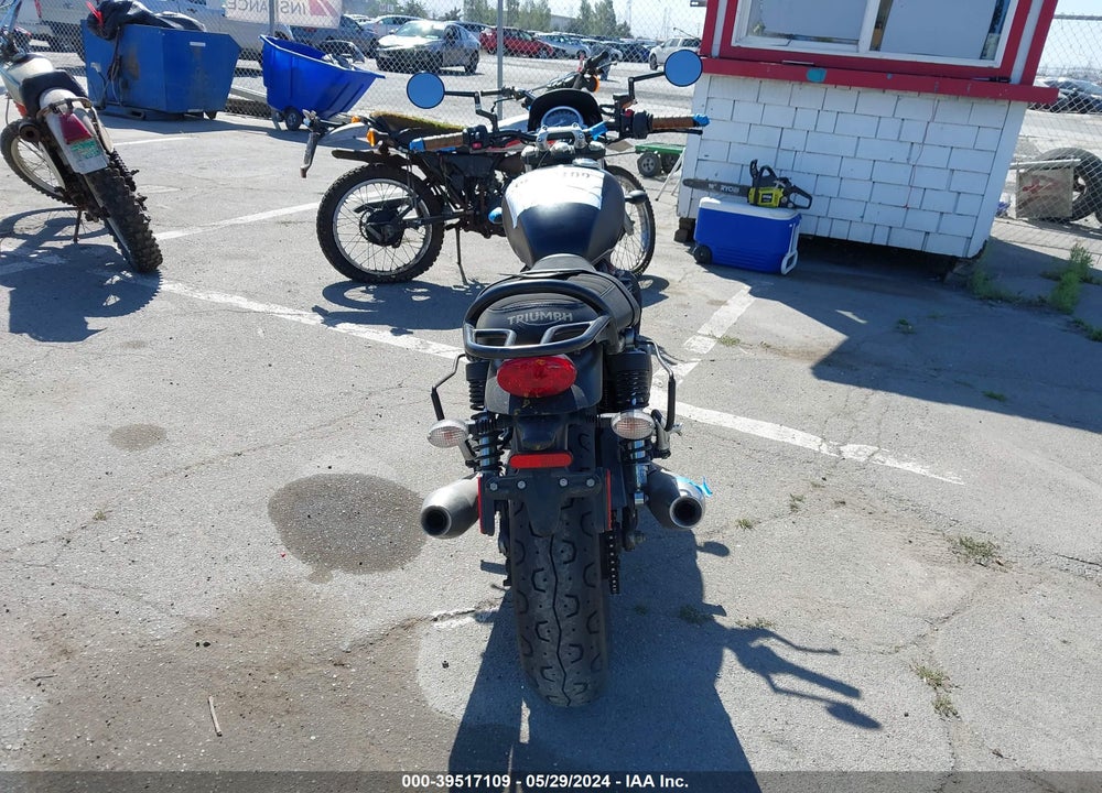 2016 TRIUMPH MOTORCYCLE STREET TWIN VIN: SMTD31GN5GT744543