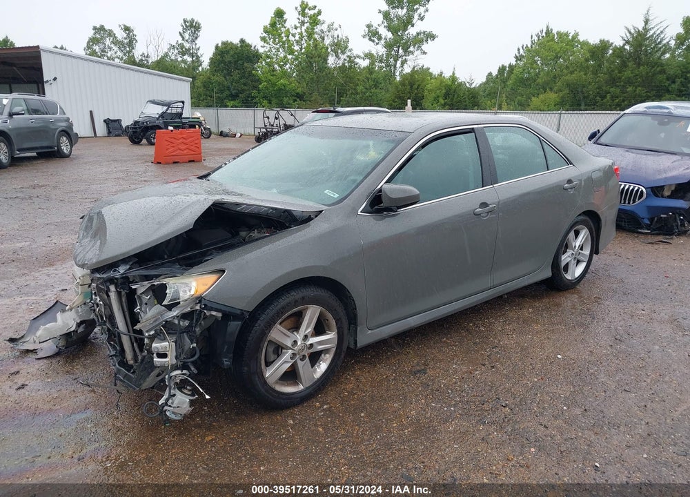2014 TOYOTA CAMRY SE VIN: 4T1BF1FK4EU377996