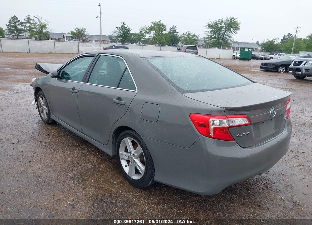 2014 TOYOTA CAMRY SE VIN: 4T1BF1FK4EU377996