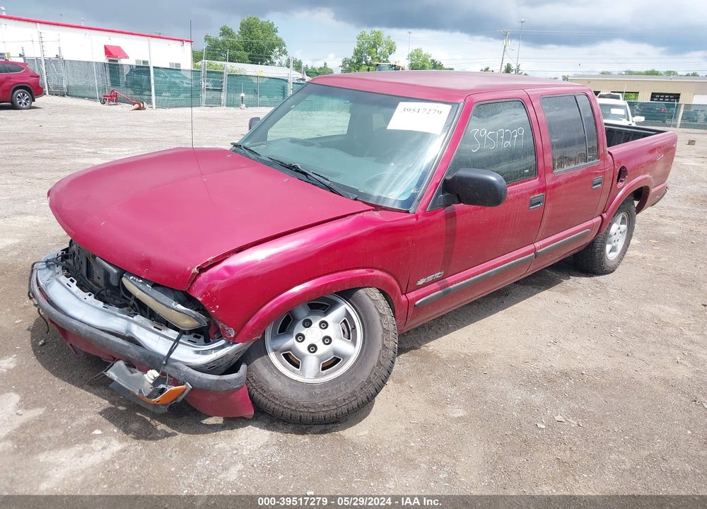 2002 CHEVROLET S-10 LS VIN: 1GCDT13W12K228398