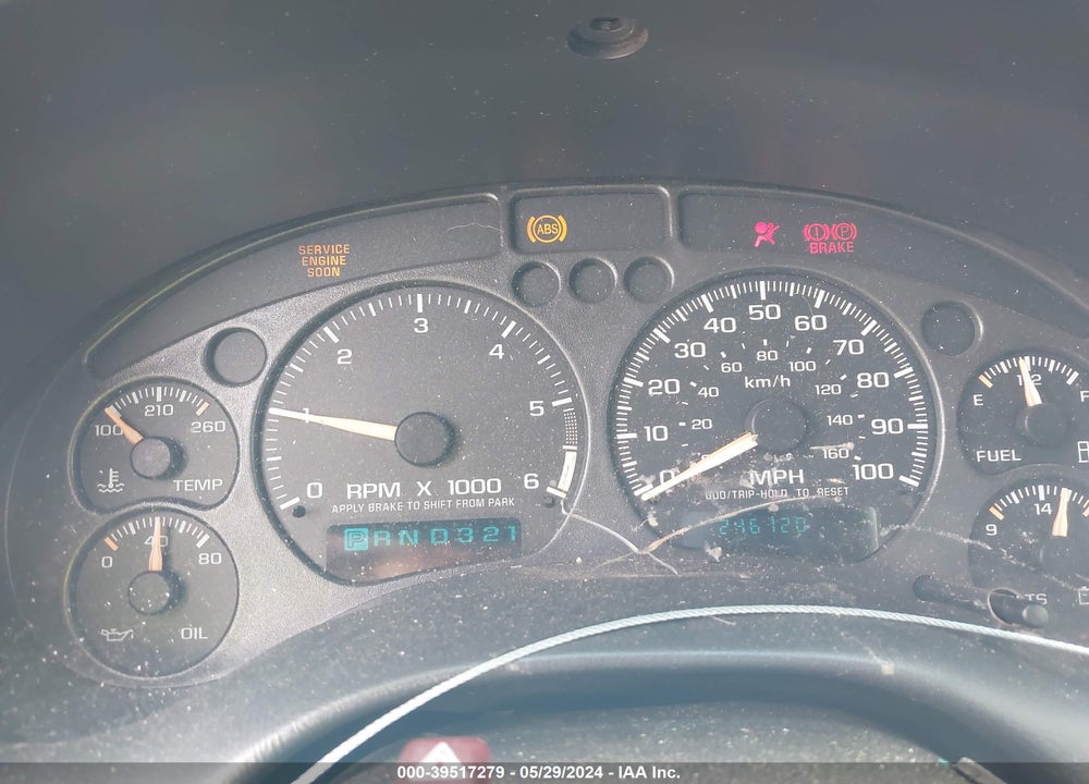 2002 CHEVROLET S-10 LS VIN: 1GCDT13W12K228398