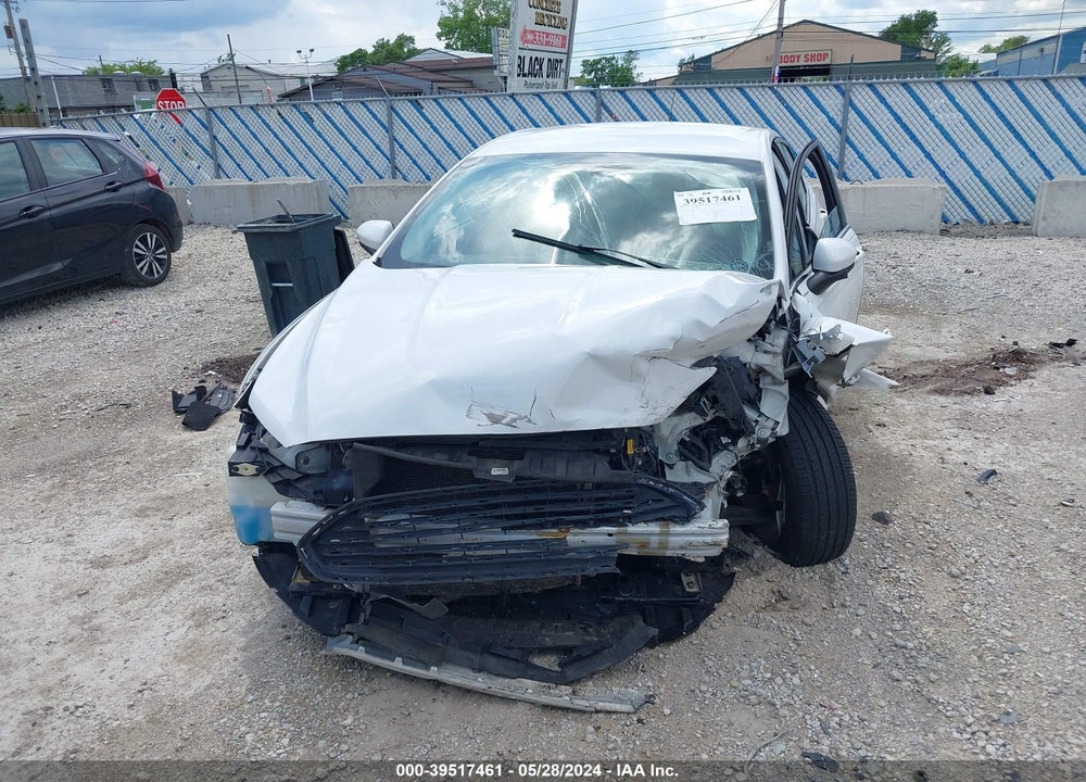 2016 FORD FUSION S VIN: 3FA6P0G74GR231685