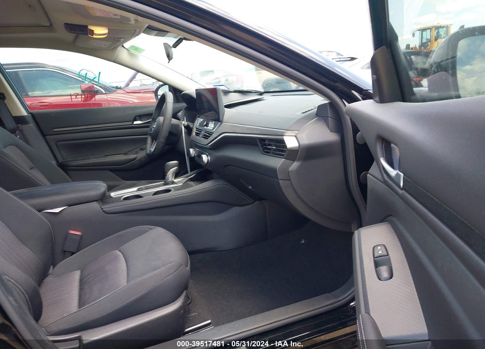 2024 NISSAN ALTIMA SV FWD VIN: 1N4BL4DV5RN305769