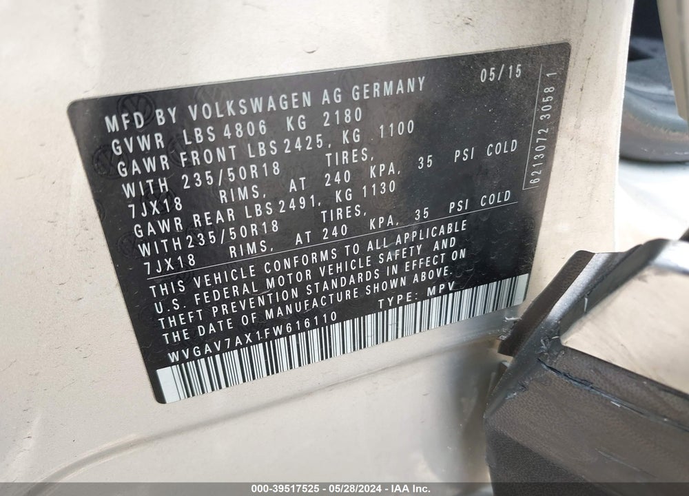 2015 VOLKSWAGEN TIGUAN SE VIN: WVGAV7AX1FW616110